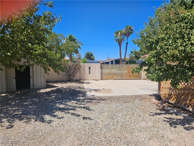 Building Photo - 7733 Radcliff St