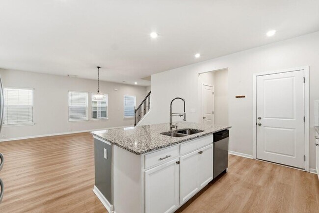 Building Photo - 2779 Morgan Spring Trail