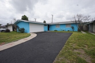 Building Photo - Cozy 4 Bedroom 2 Bathroom House in Glendora