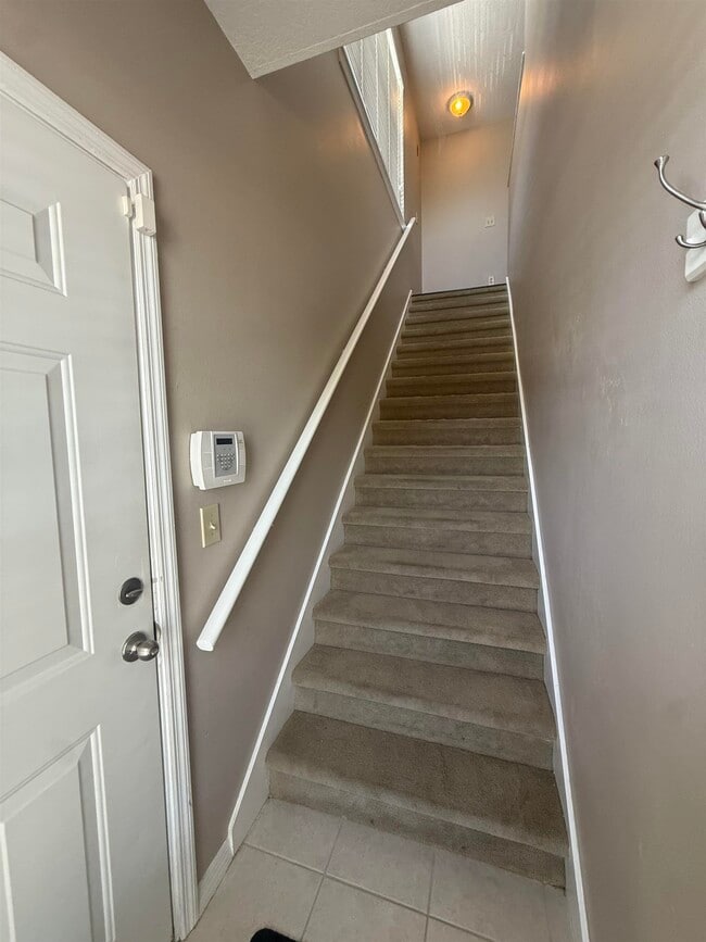 Building Photo - 24200 Harbour Vista Cir