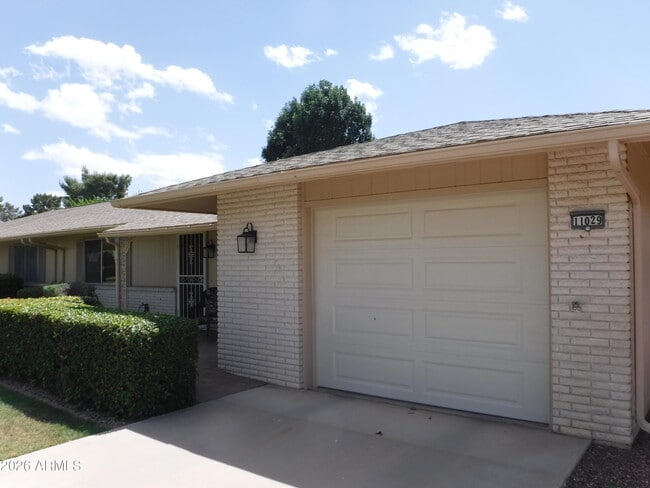 Building Photo - 11029 W CARON Dr