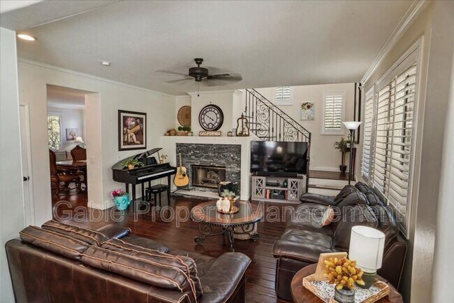 Building Photo - 22922 Boxwood Ln