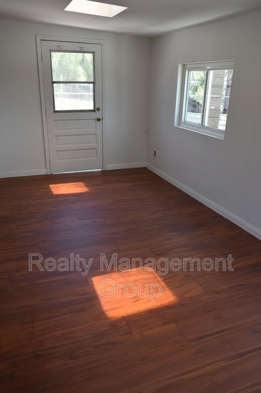 Building Photo - 1546 Arnheim Ct