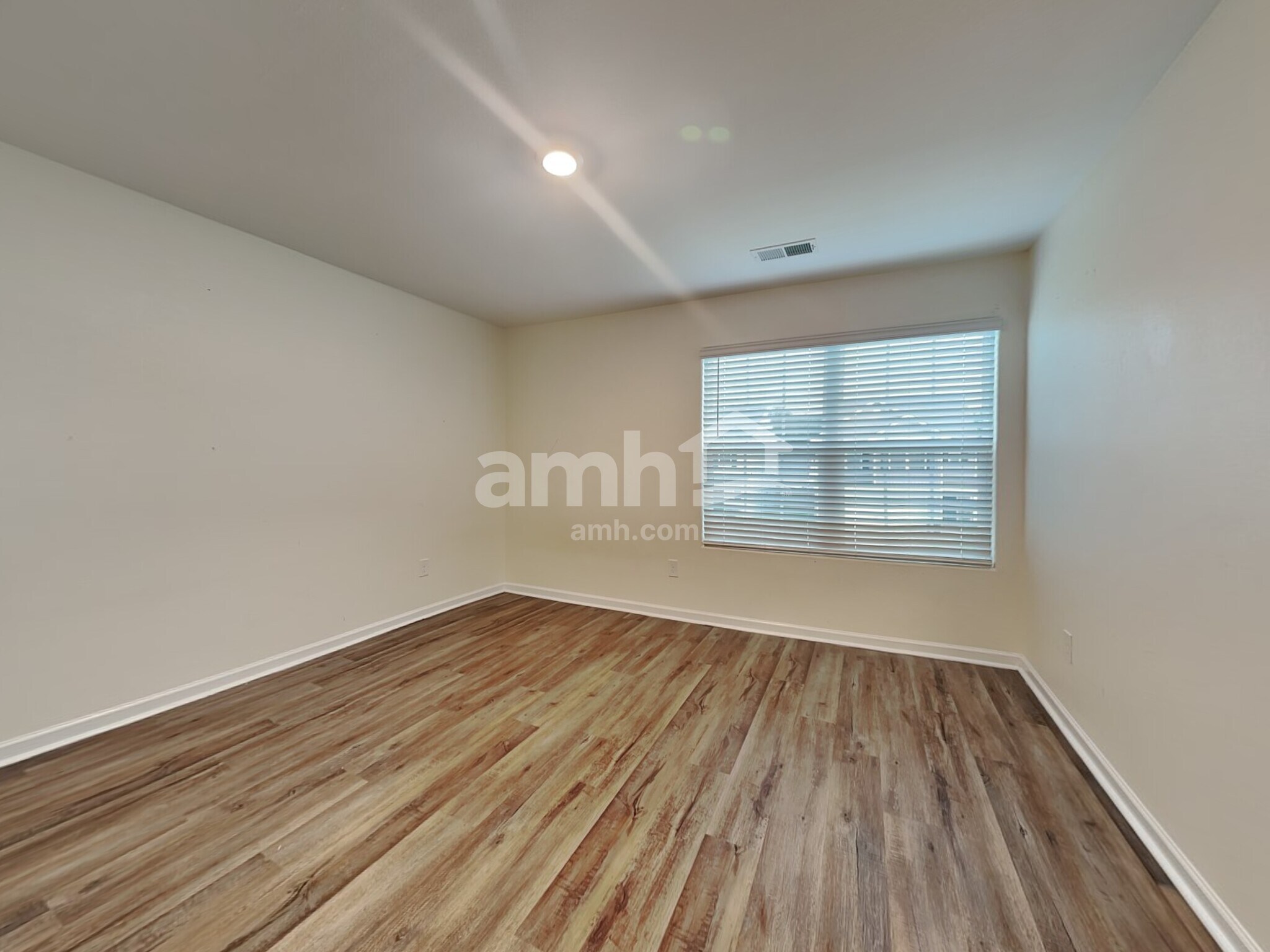 Building Photo - 6041 Mason Tucker Dr