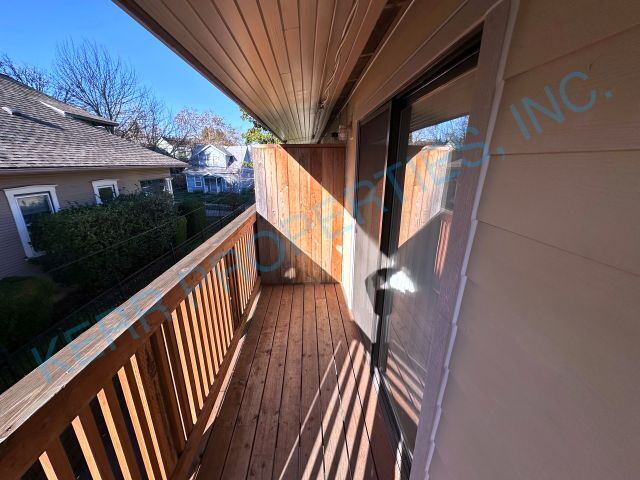 Building Photo - Charming 2-Bedroom Multiplex in the Heart of Portland - A Must-See!