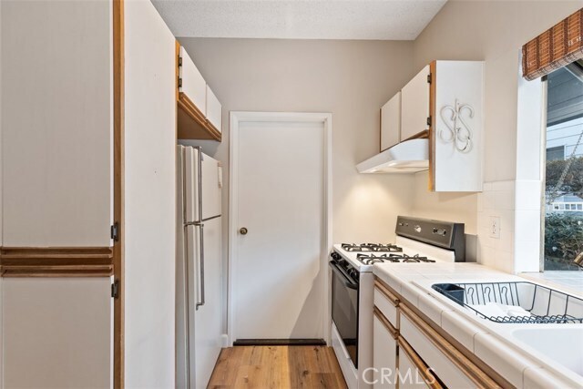 Building Photo - 24411 Lantern Hill Dr