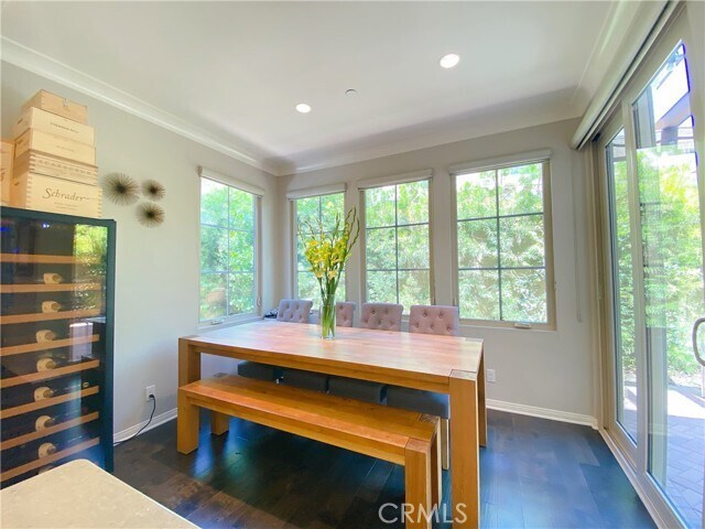 Building Photo - 103 Bianco