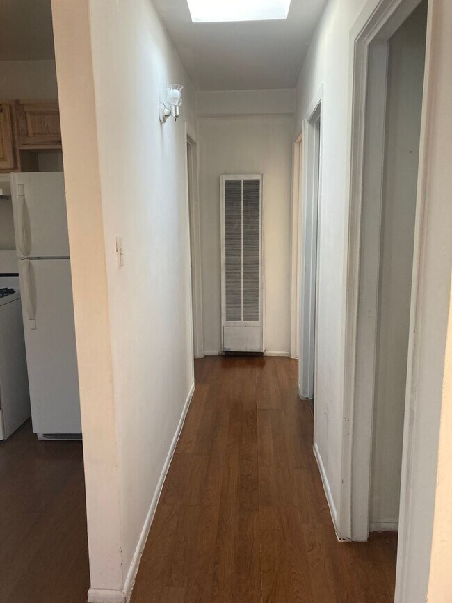 Building Photo - 406 Griffin St