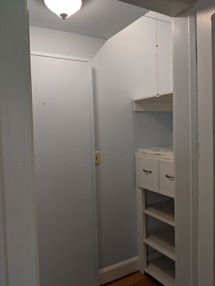 Closet detail 1 - 221 NW 28th St