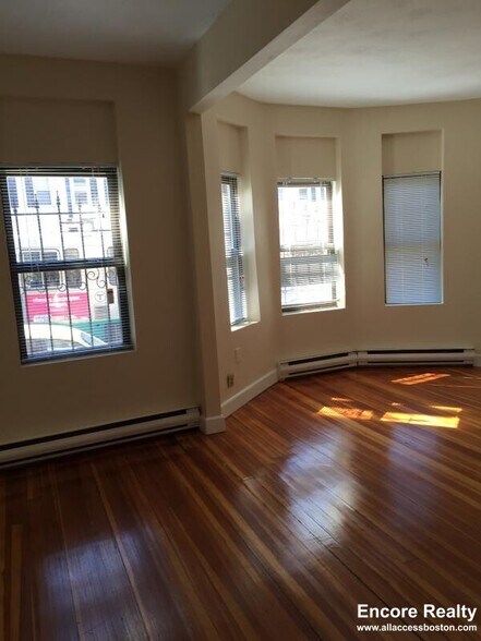 Building Photo - 891 Huntington Ave