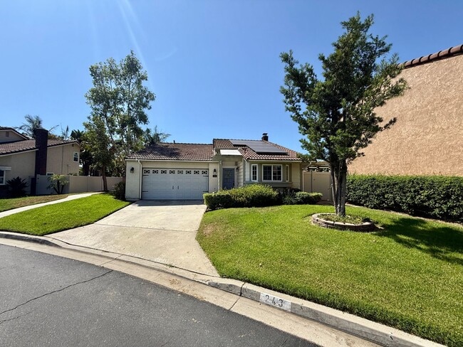 Building Photo - Gorgeous Two Bedroom Home in San Luis Rey