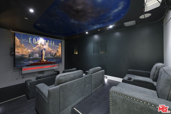 Building Photo - 2271 Gloaming Way