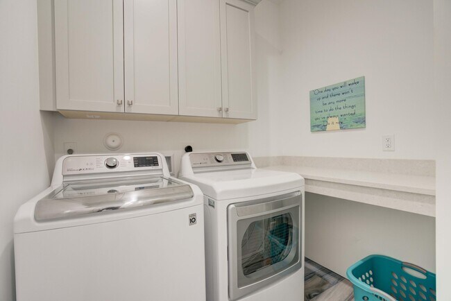 Building Photo - 412 Inlet Waters Cir