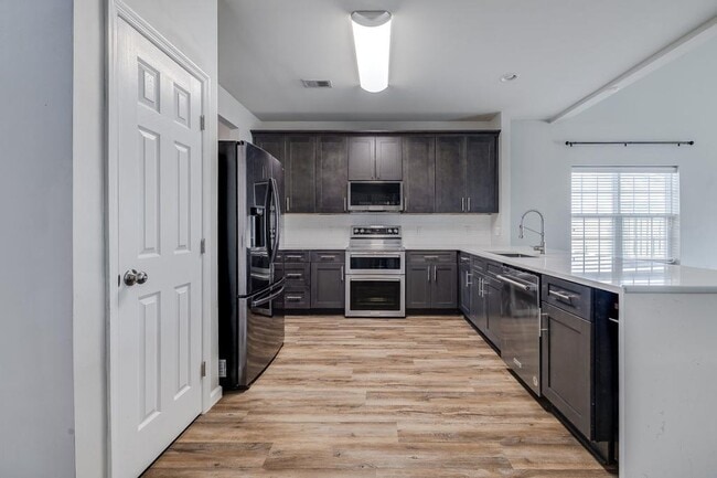 Building Photo - 316 O'Hara Dr