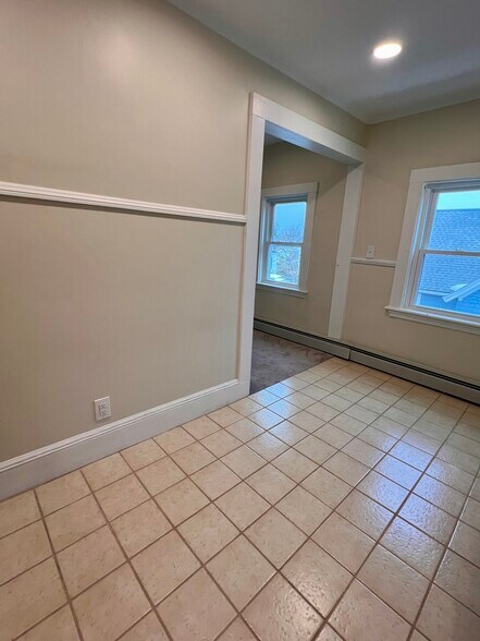 Ceramic tile floor in kitchen - 19 Irving St