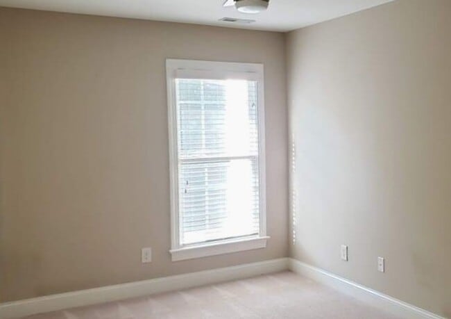 Building Photo - Coming Soon! Location! Location! Beautiful townhouse in a quiet neighborhood in West Cary off of ...