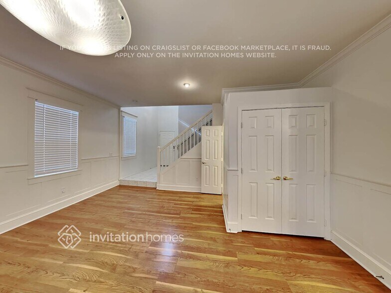 Building Photo - 8741 E Kiva Ave