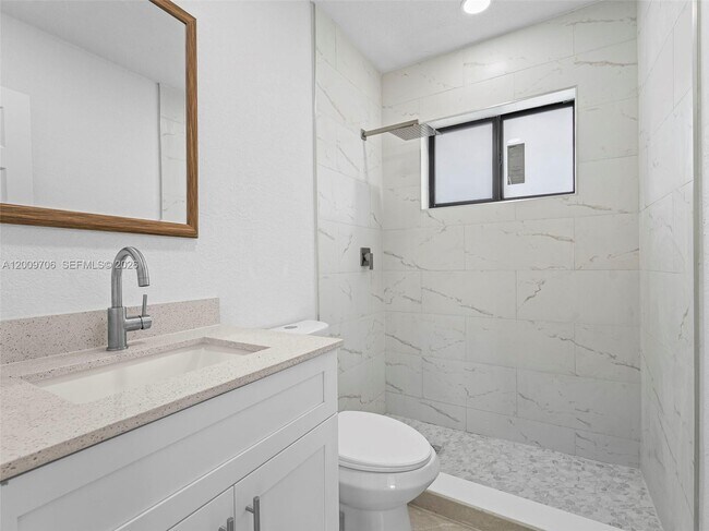 Building Photo - 1366 W 29th St