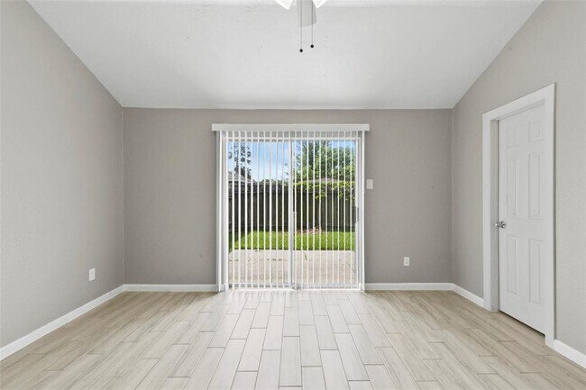 Building Photo - 3110 Oak Rock