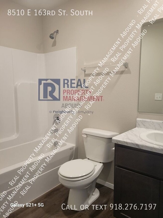 Building Photo - 8510 E 163rd St S