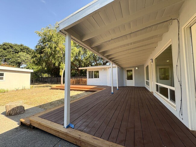 Building Photo - Charming 4-Bedroom Palo Alto Home with ADU...