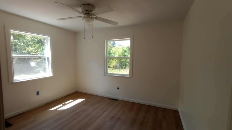 Building Photo - 3095 White Oak Rd