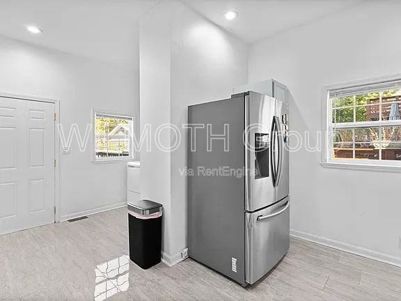 Building Photo - 2510 Guilford Ave