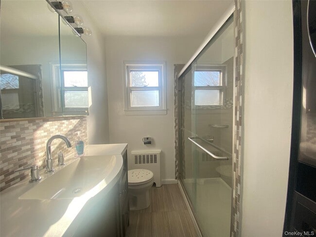 Building Photo - 62 Harold Ave