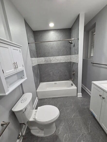 Building Photo - 241 16th Ave