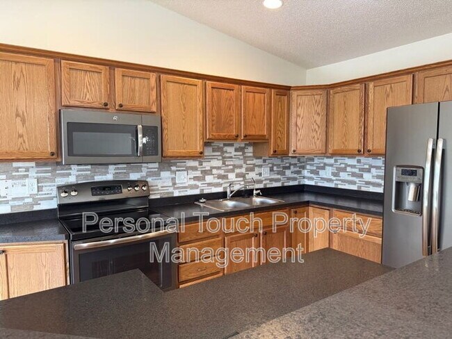 Building Photo - 2580 5th St W