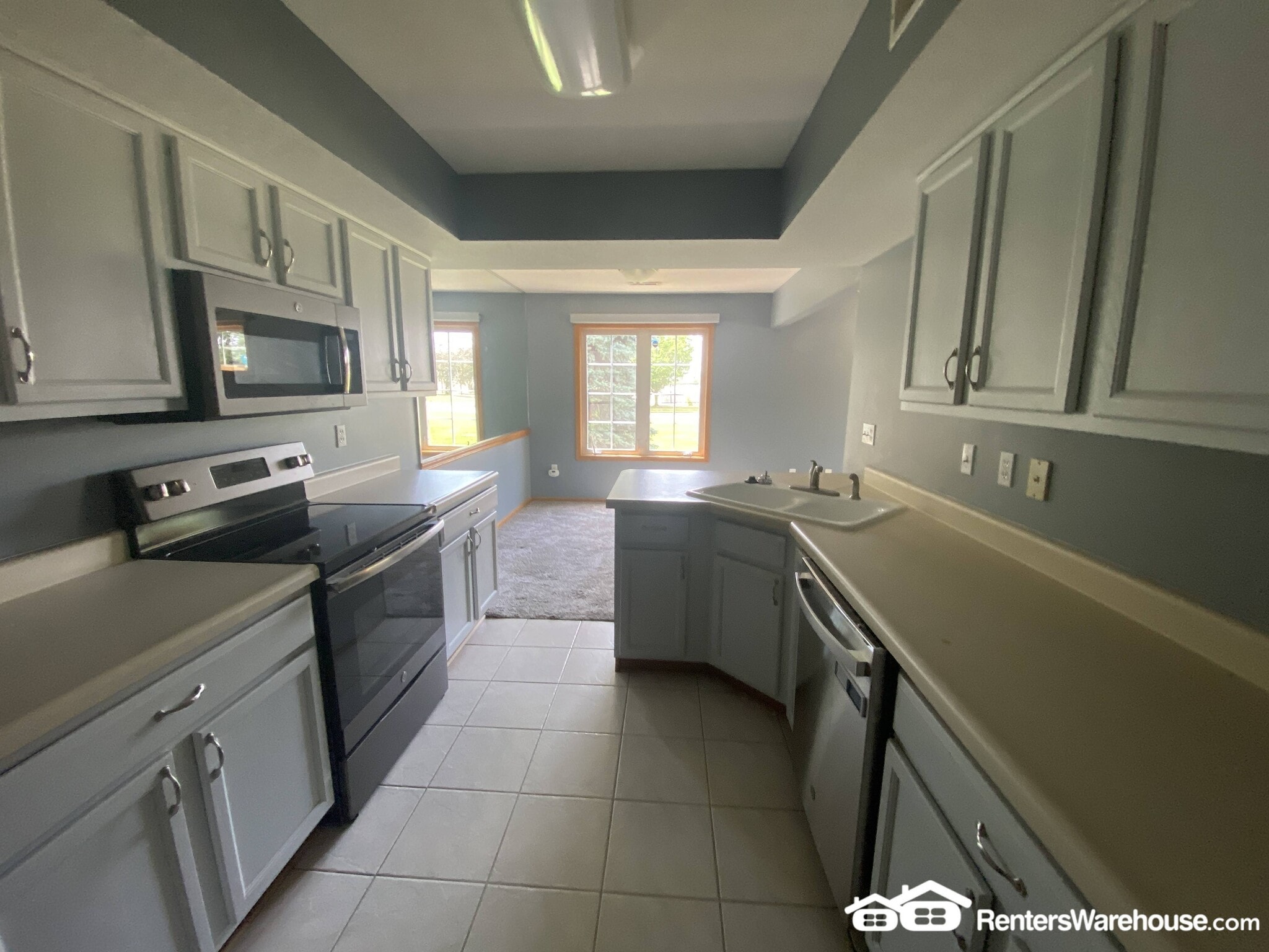 Building Photo - 2100 Meadow Chase Ln