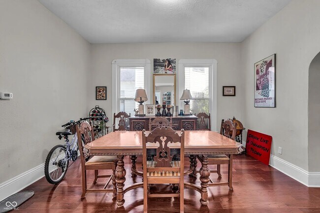 Building Photo - 2508 Carrollton Ave