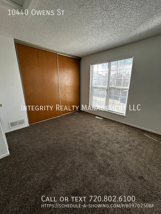 Building Photo - 10440 Owens St