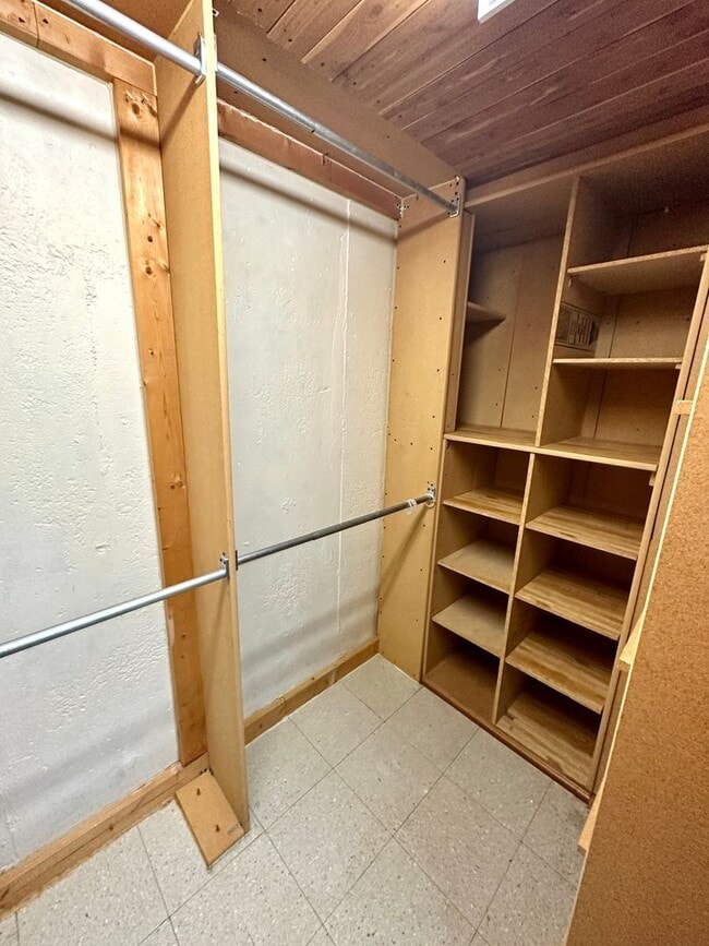 Building Photo - 3112 Delaney St