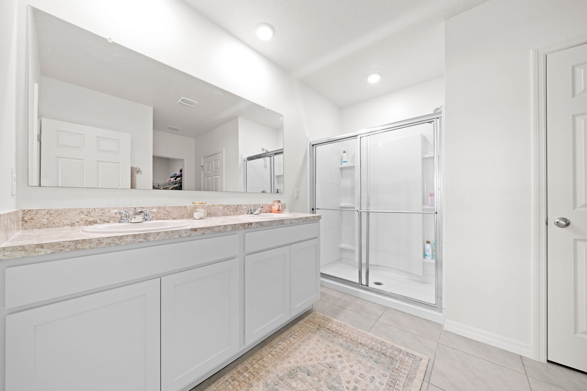 Building Photo - 1893 Capital Dr SE