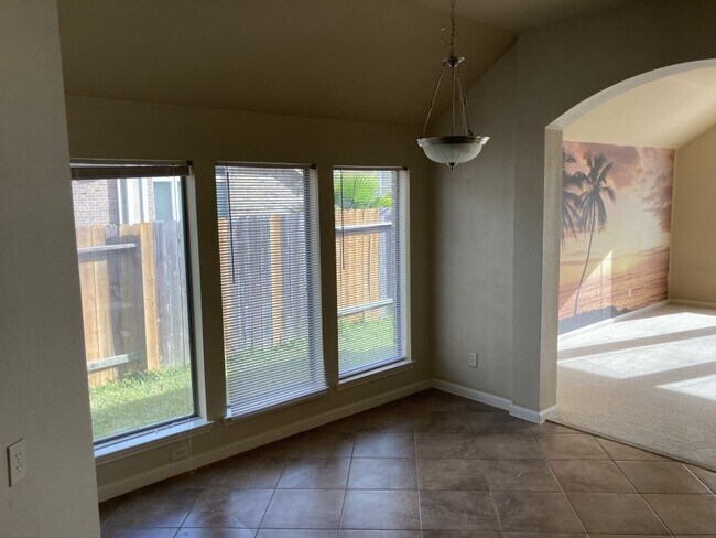 Building Photo - 4510 Blakes Ridge St