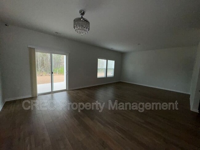 Building Photo - 130 Lucky Day Dr