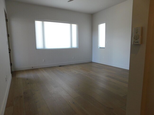 Building Photo - Stunning Home in Redlands Mesa