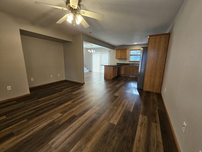 Spacious Living Room - 1992 50th Street
