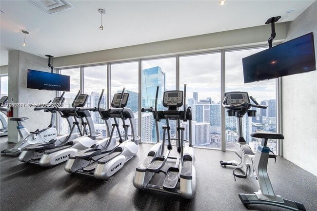 Building Photo - 151 SE 1st St