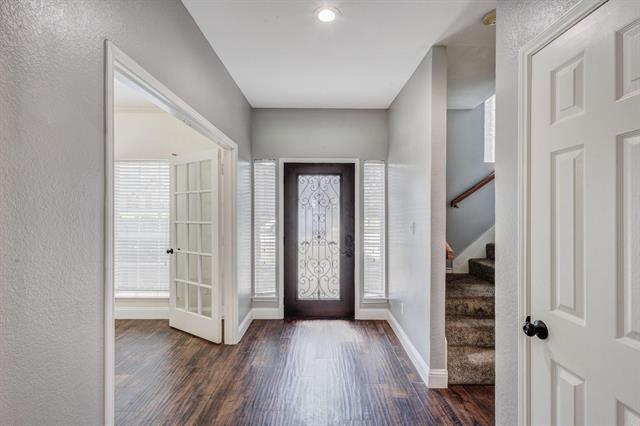 Building Photo - 6902 Wilhelmina Dr