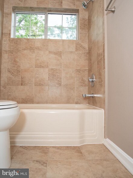 Building Photo - 14109 Bowsprit Ln