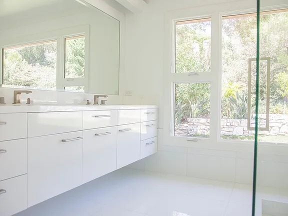 Building Photo - NO MIN CREDIT SCORE REQUIRED, BK OKAY, PAST EVICTION OKAY!, BACKGROUND FRIENDLY. Apply at "The Re...