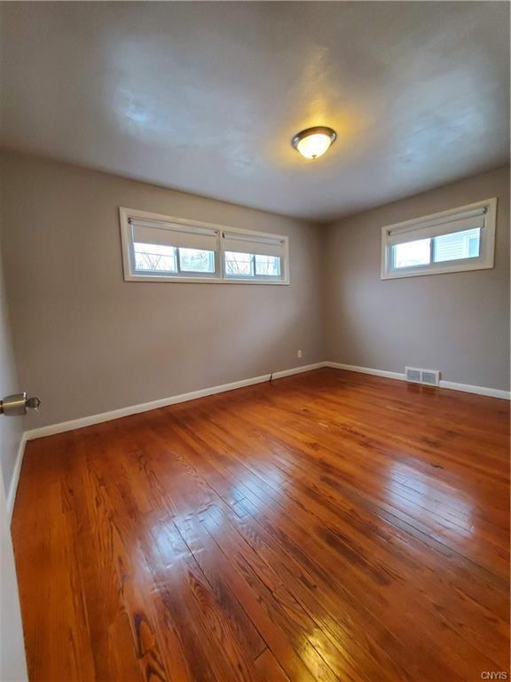 Building Photo - 1125 Salt Springs Rd