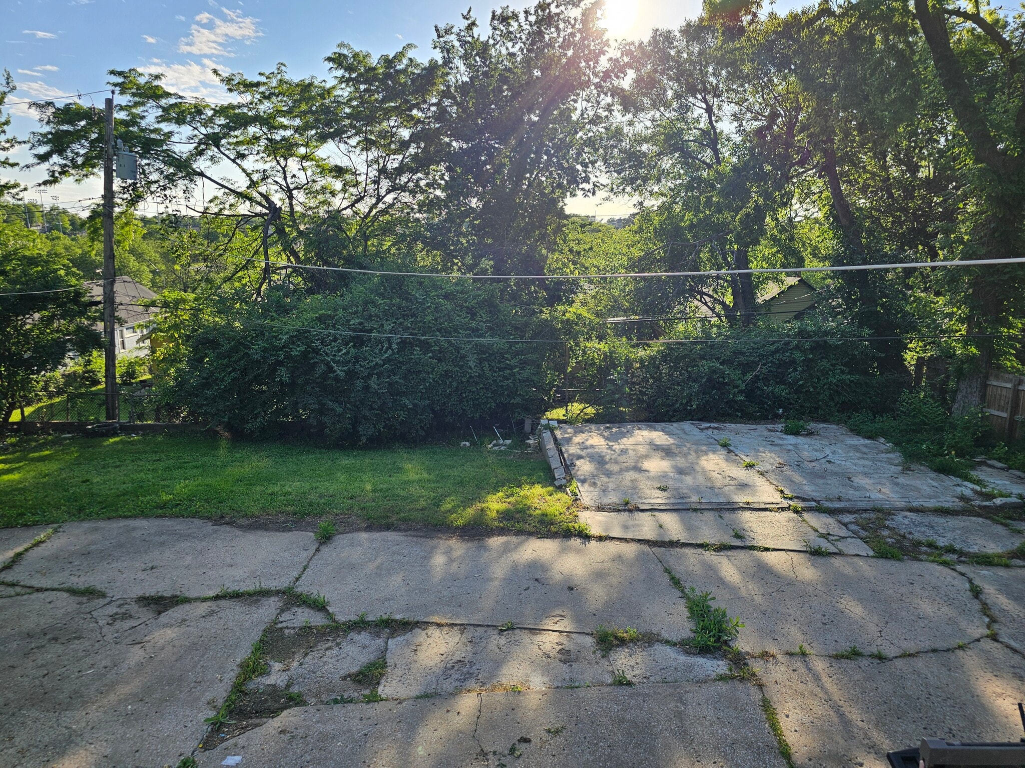 Building Photo - 5240 Highland Ave