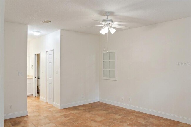 Building Photo - 8829 Coral Palms Ct