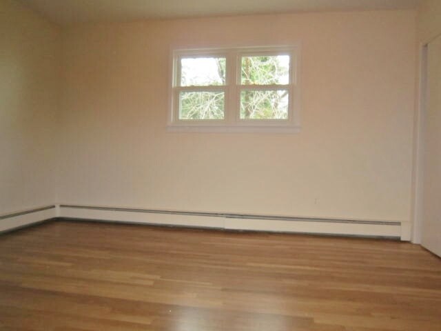 Building Photo - 35 Elm Ave