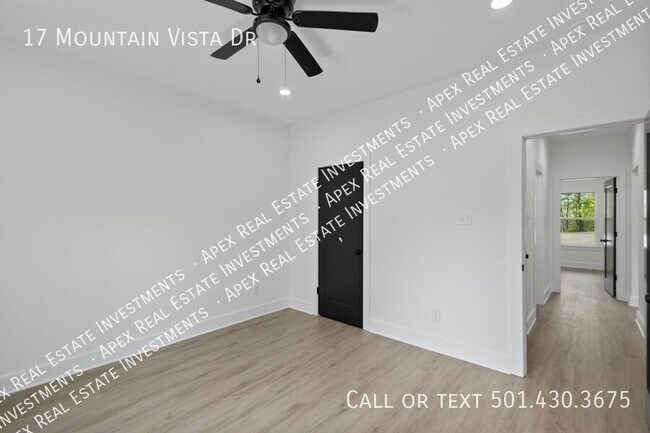Building Photo - 17 Mountain Vista Dr