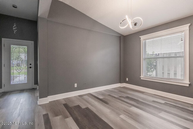 Building Photo - 1751 Hollow Glen Dr