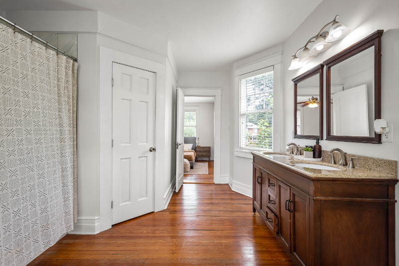 Building Photo - 2928 Hawthorne Ave